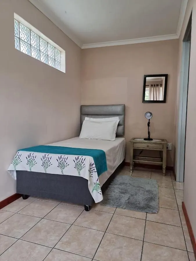Pelican Accommodation Ottery Cape Town 0*,  South Africa