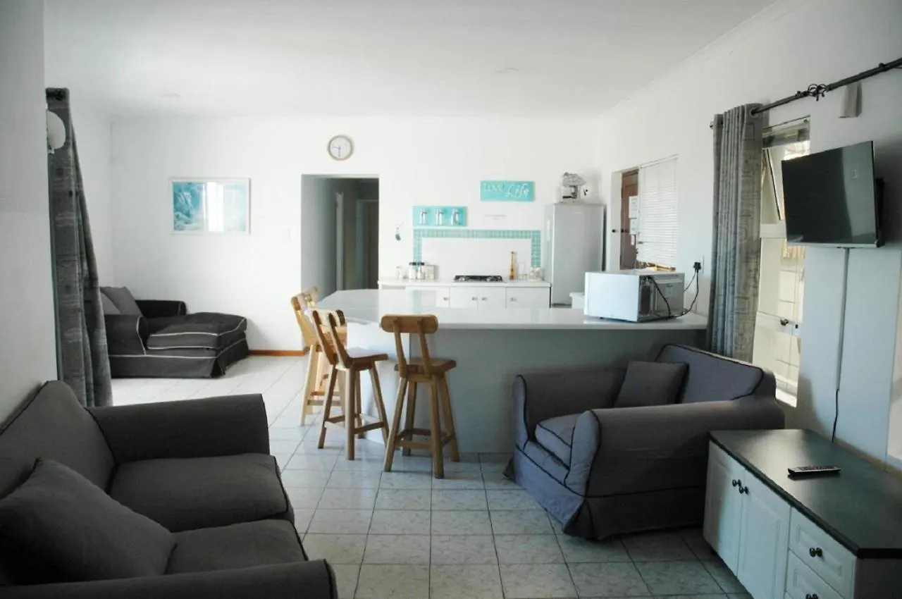 Guest house Pelican Accommodation Ottery Cape Town