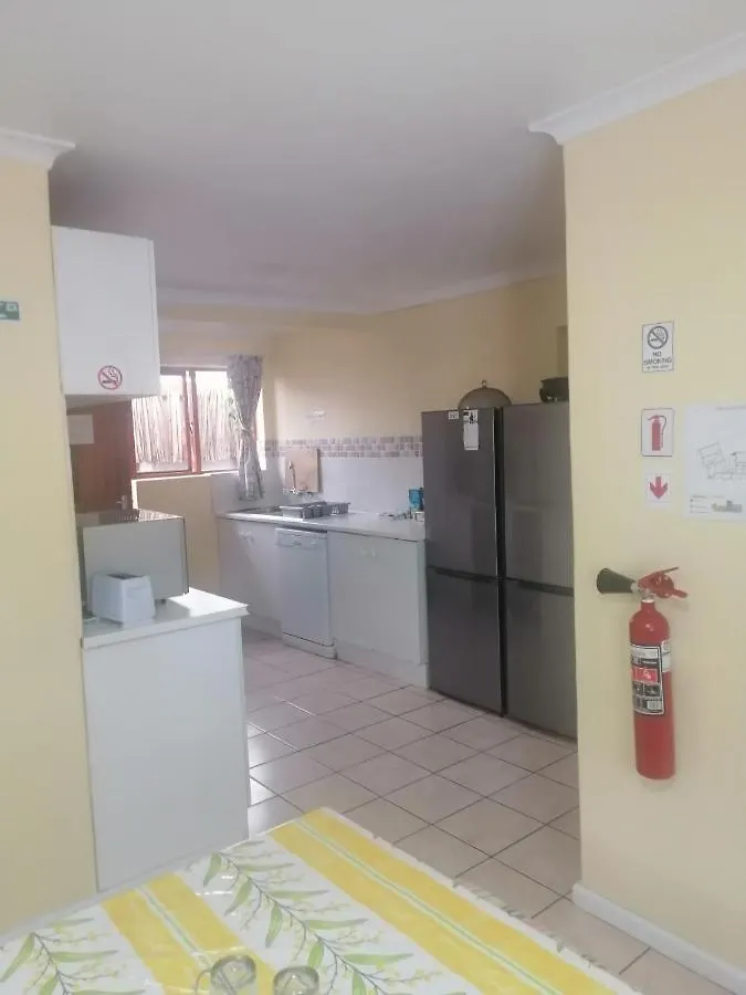 Guest house Pelican Accommodation Ottery Cape Town