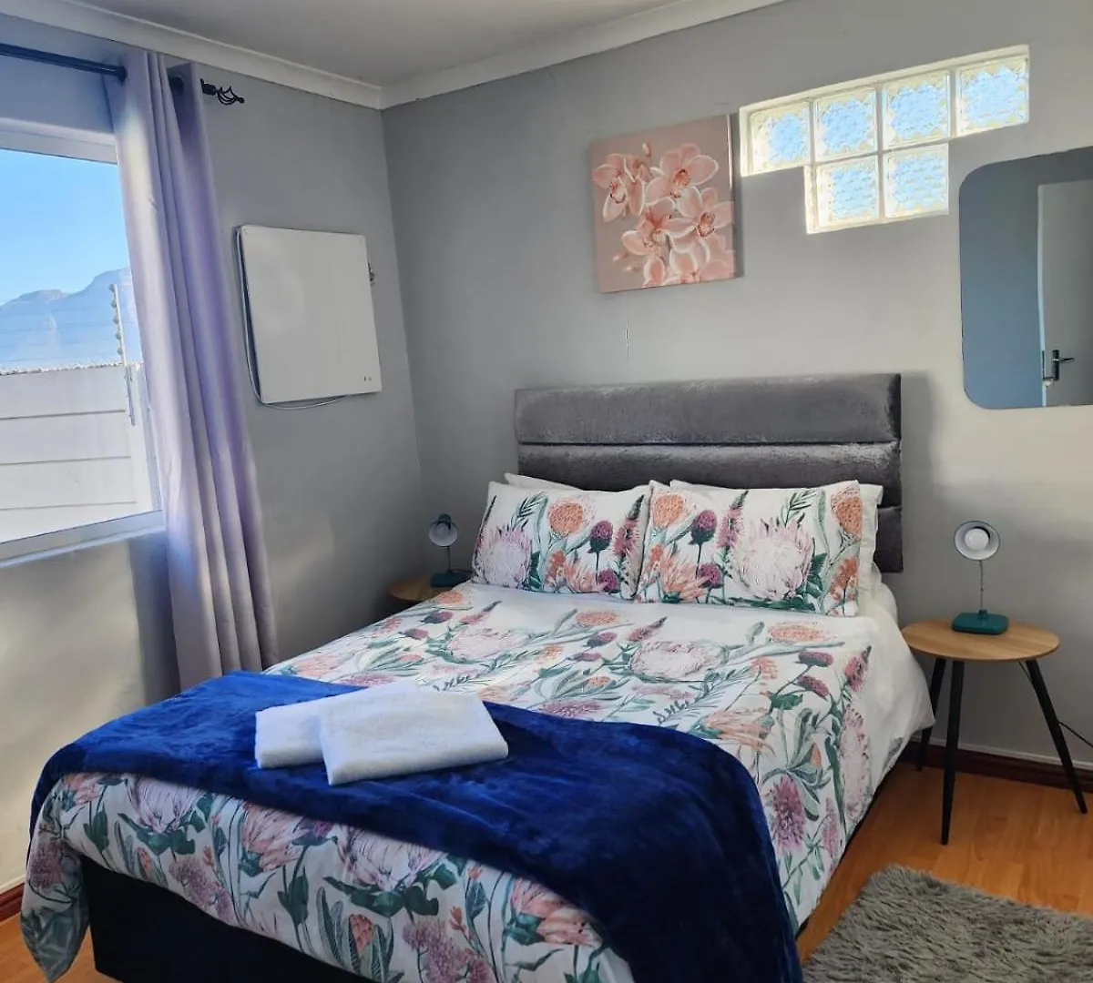 Guest house Pelican Accommodation Ottery Cape Town South Africa